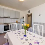 Apartman Anica *