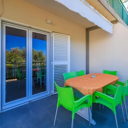 Anica Apartman Banjol