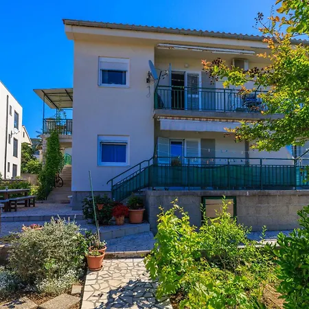 Apartman Anica Banjol