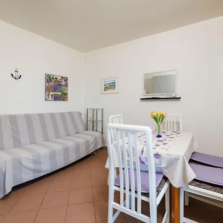 Anica Apartman